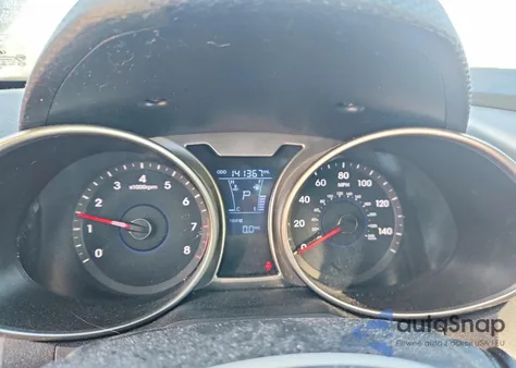 2013 Hyundai Veloster z USA, uszkodzony, nr VIN KMHTC6AD8DU107414